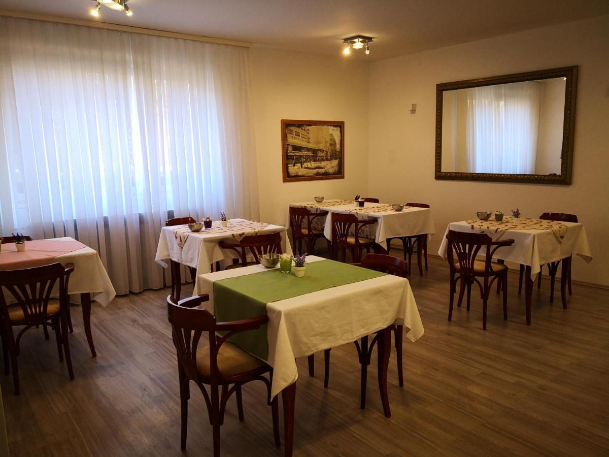 Grand Bells Bed And Breakfast Zágráb Kültér fotó